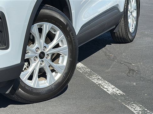 Used 2025 Ford Escape Active image 3