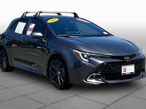 Certified 2025 Toyota Corolla XSE FWD image 2