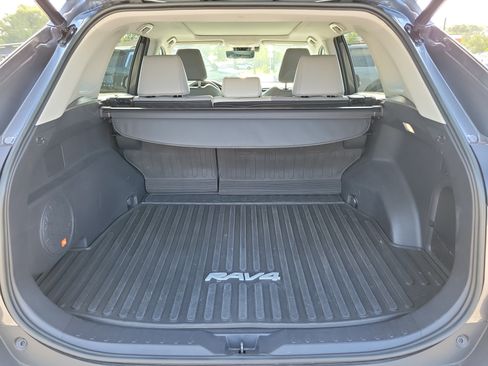 Used 2022 Toyota RAV4 Limited AWD/4WD image 14