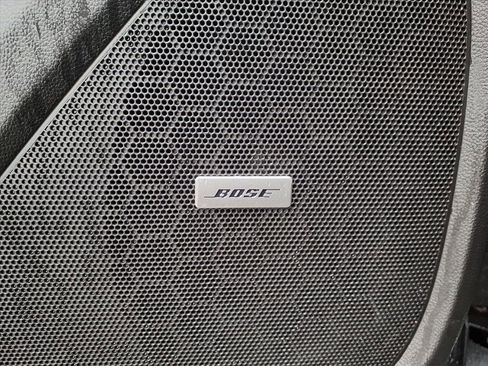 Used 2023 Chevrolet Traverse Premier w/ Redline Edition image 22