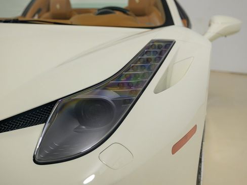 Used 2015 Ferrari 458 Spider RWD image 69