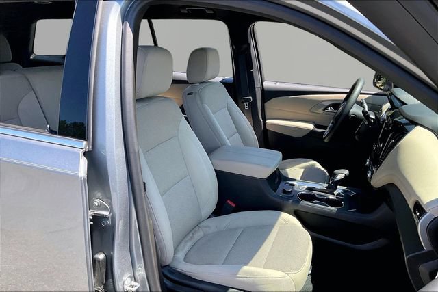 Used 2023 Chevrolet Traverse LS FWD image 20