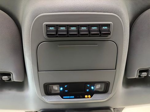 New 2026 Ford F250 XL w/ XL Chrome Package AWD/4WD image 14