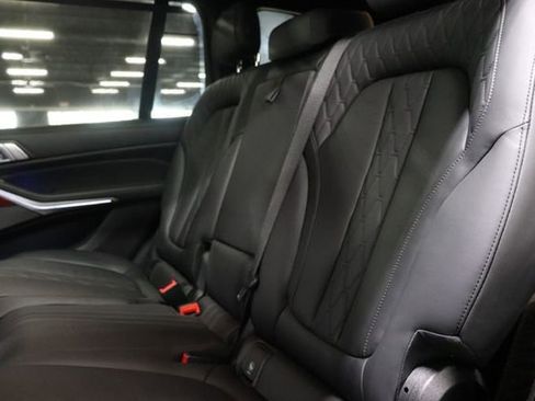 Used 2021 BMW ALPINA XB7 AWD/4WD image 19