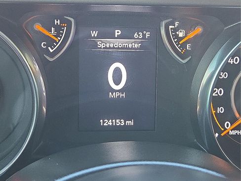 Used 2022 Jeep Gladiator Sport image 23