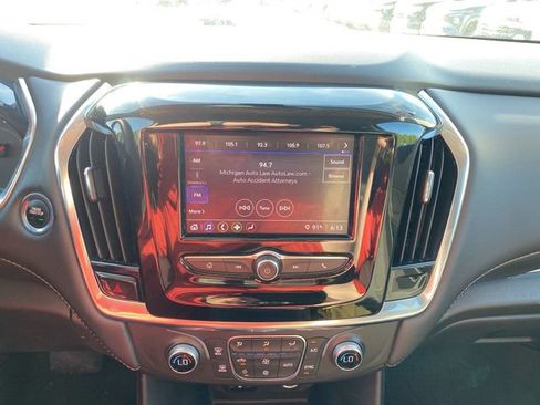 Used 2021 Chevrolet Traverse LS w/ LPO, Blackout Package FWD image 12