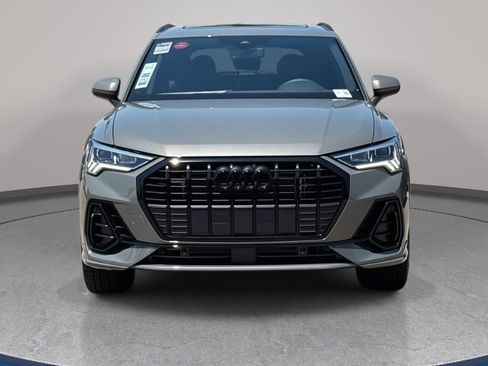 Certified 2025 Audi Q3 2.0T Premium w/ Convenience Package image 3