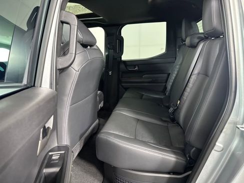 Used 2025 Toyota Tacoma TRD Off-Road image 25