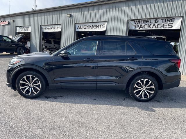 Used 2026 Ford Explorer ST-Line AWD/4WD image 4