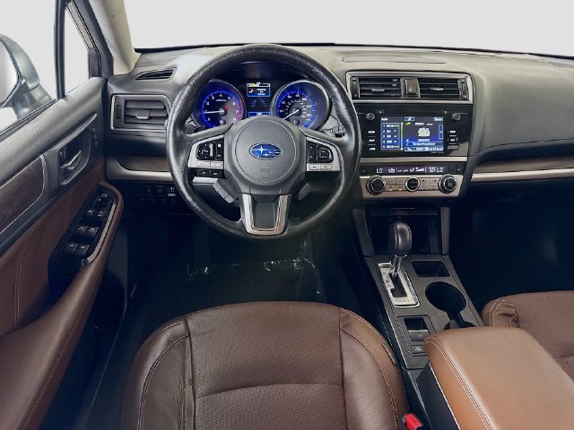 Used 2017 Subaru Outback 2.5i Touring w/ Popular Package #5A AWD/4WD image 16