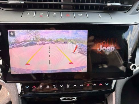 New 2026 Jeep Grand Cherokee L 4WD image 19