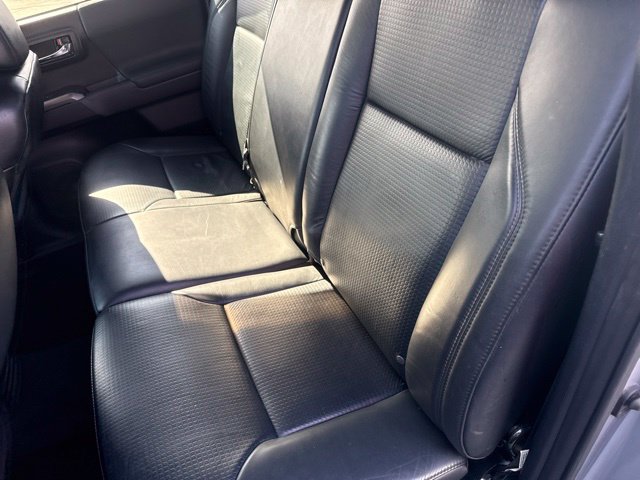 Used 2019 Toyota Tacoma TRD Off-Road AWD/4WD image 24