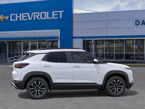 New 2026 Chevrolet TrailBlazer ACTIV FWD image 5