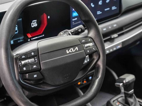 Used 2025 Kia K4 FWD image 20