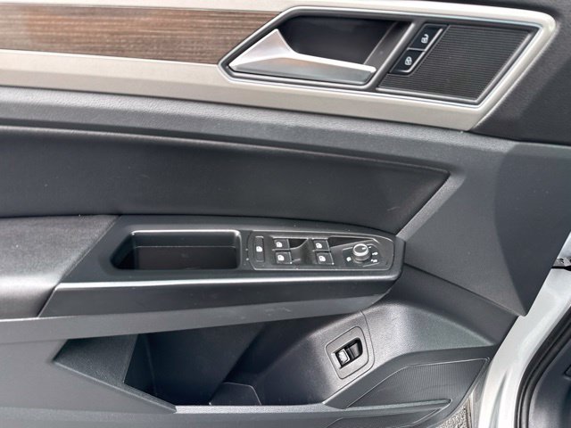 Used 2019 Volkswagen Atlas SEL FWD image 24