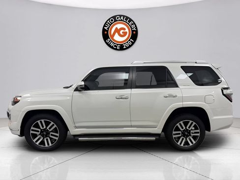 Used 2021 Toyota 4Runner Limited AWD/4WD image 6