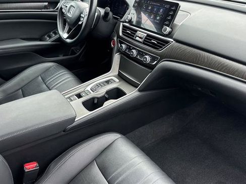 Used 2021 Honda Accord EX-L image 16