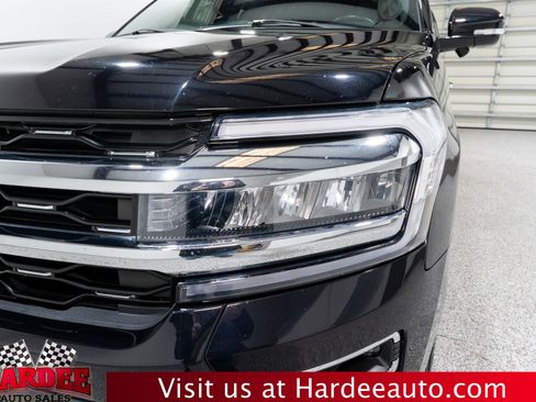 Used 2023 Ford Expedition Max Limited image 8