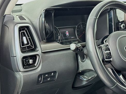 Used 2021 Kia Sorento SX image 11
