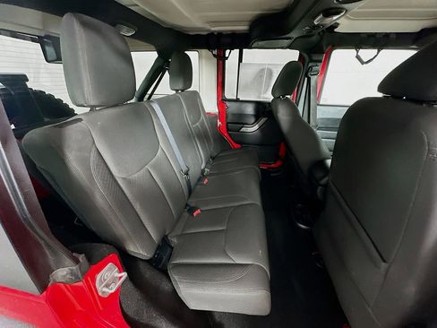 Certified 2016 Jeep Wrangler Unlimited Sport w/ Quick Order Package 24S image 31