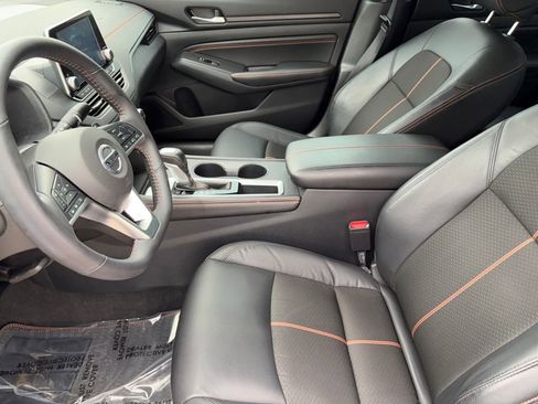 Used 2022 Nissan Altima 2.5 SR image 9