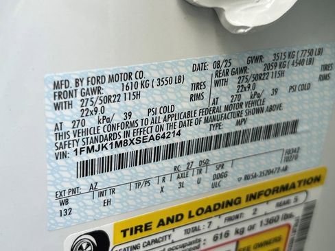 New 2025 Ford Expedition Max Platinum w/ Driver's Package image 24