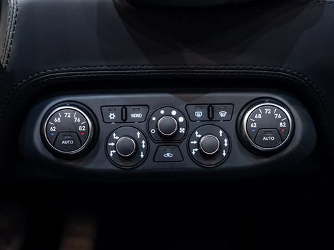 Certified 2014 Ferrari 458 Spider RWD image 32