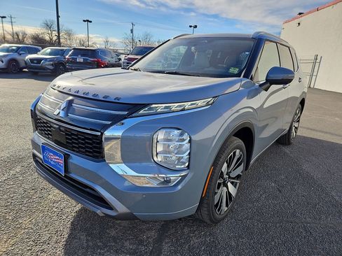 New 2026 Mitsubishi Outlander SEL image 4