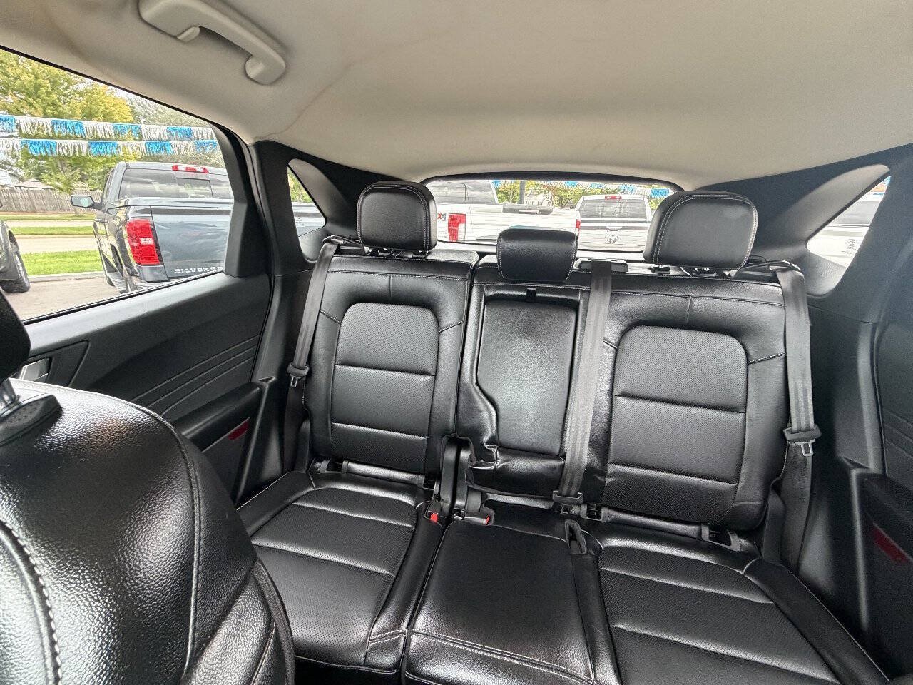 Used 2022 Ford Escape SEL w/ Equipment Group 302A AWD/4WD image 31