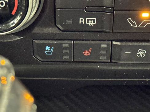 Used 2018 Ford F150 Raptor w/ Equipment Group 802A Luxury image 8