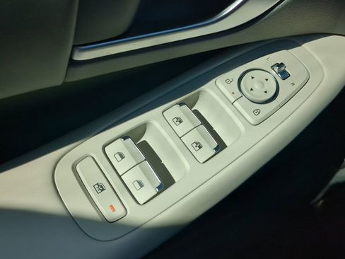 New 2025 Hyundai Sonata SEL image 9