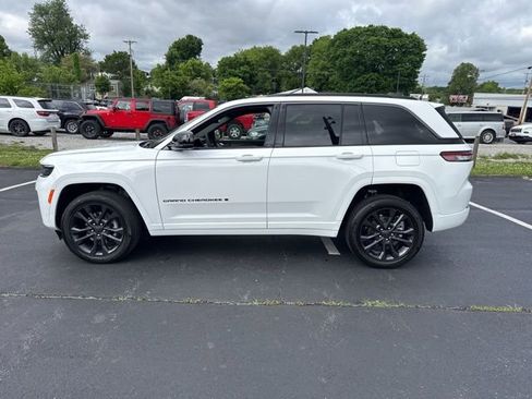 New 2026 Jeep Grand Cherokee Limited AWD/4WD image 4
