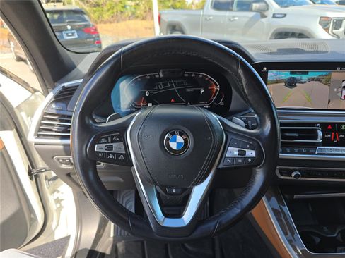 Used 2021 BMW X5 xDrive40i w/ Executive Package image 30