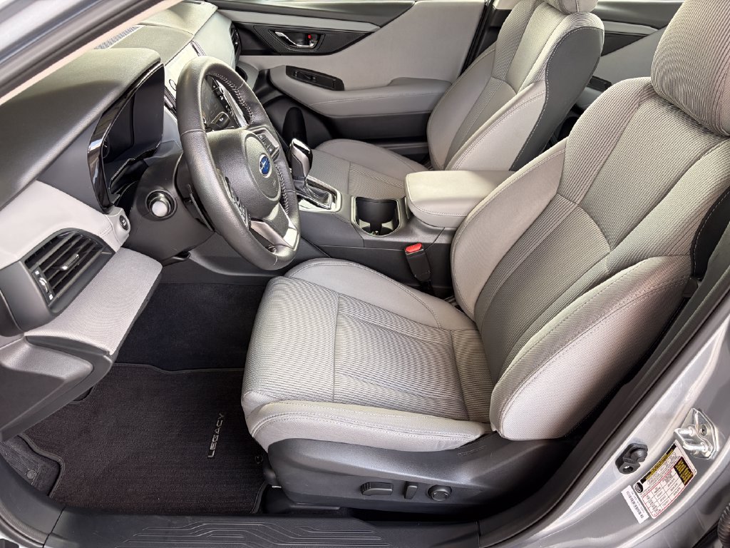 Used 2025 Subaru Legacy Premium AWD/4WD image 10