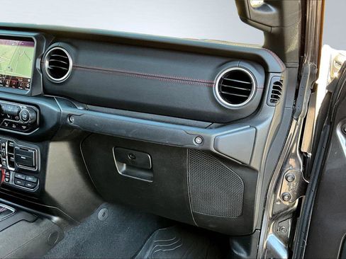 Used 2020 Jeep Gladiator Rubicon image 18