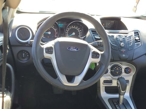 Used 2019 Ford Fiesta SE image 13