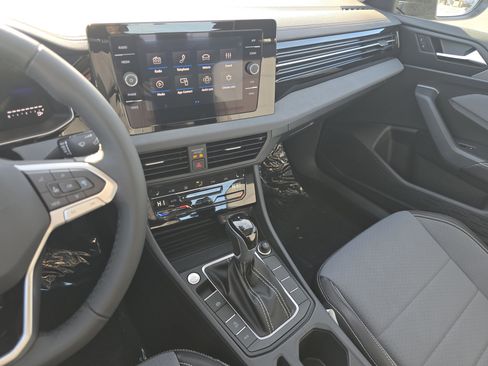 New 2026 Volkswagen Jetta SE image 19