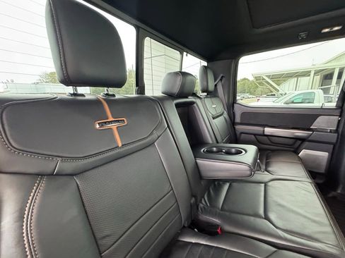 Used 2023 Ford F250 Platinum image 26