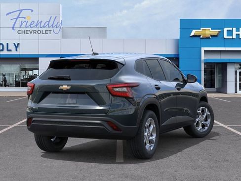 New 2026 Chevrolet Trax LS FWD image 16