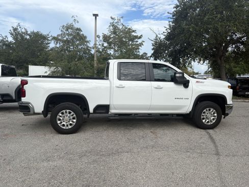 Used 2025 Chevrolet Silverado 2500 LT w/ All Star Edition AWD/4WD image 8