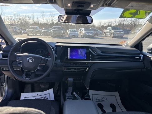Used 2025 Toyota Camry LE image 15