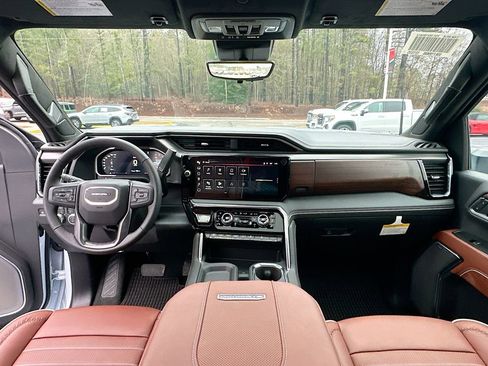 New 2026 GMC Sierra 2500 Denali Ultimate image 3