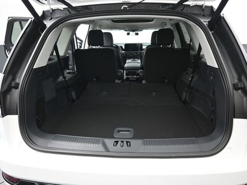 New 2026 Lincoln Aviator AWD image 36