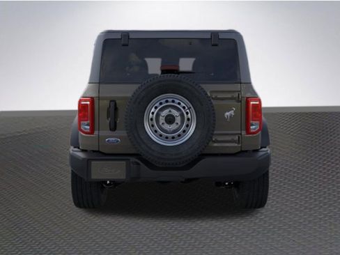 New 2026 Ford Bronco 4-Door AWD/4WD image 5