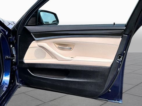Used 2011 BMW 528i Sedan RWD image 21