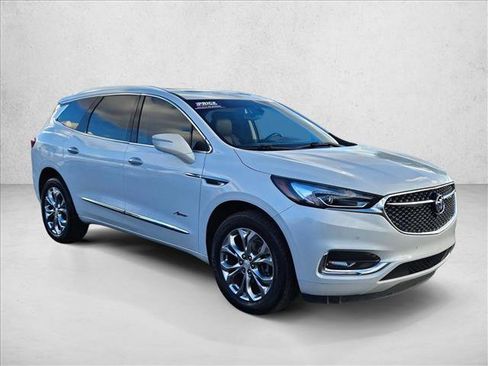 Used 2020 Buick Enclave Avenir w/ Avenir Technology Package image 3