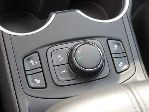 Used 2020 GMC Terrain SLE w/ Driver Convenience Package FWD image 26