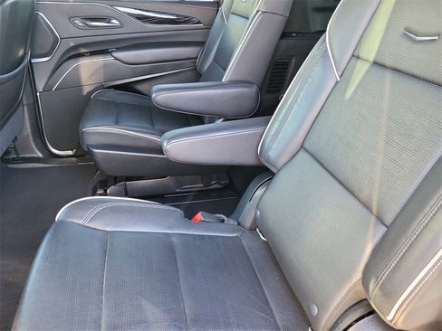 Used 2021 Cadillac Escalade ESV Sport w/ Driver Assist Tech Package image 14