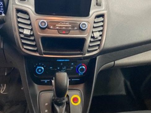 Used 2020 Ford Transit Connect XL FWD image 19