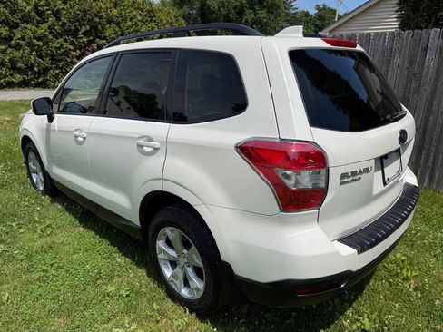 Used 2016 Subaru Forester 2.5i Premium w/ All-Weather Package AWD/4WD image 7